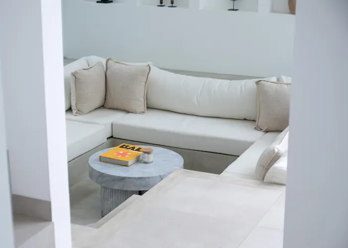 アパート White Palm